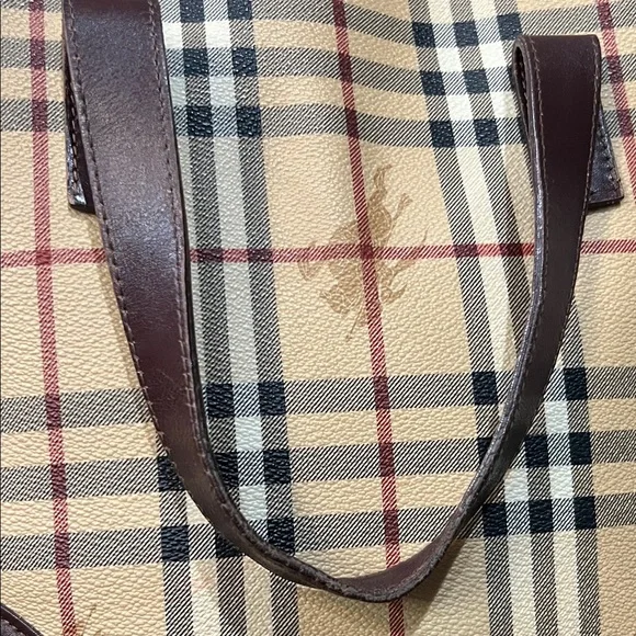 Burberry Vintage Haymarket Check Tote Bag in Coated Canvas and Leather - Picture 7 of 15